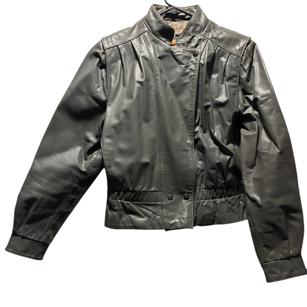 Vintage G-III leather jacket